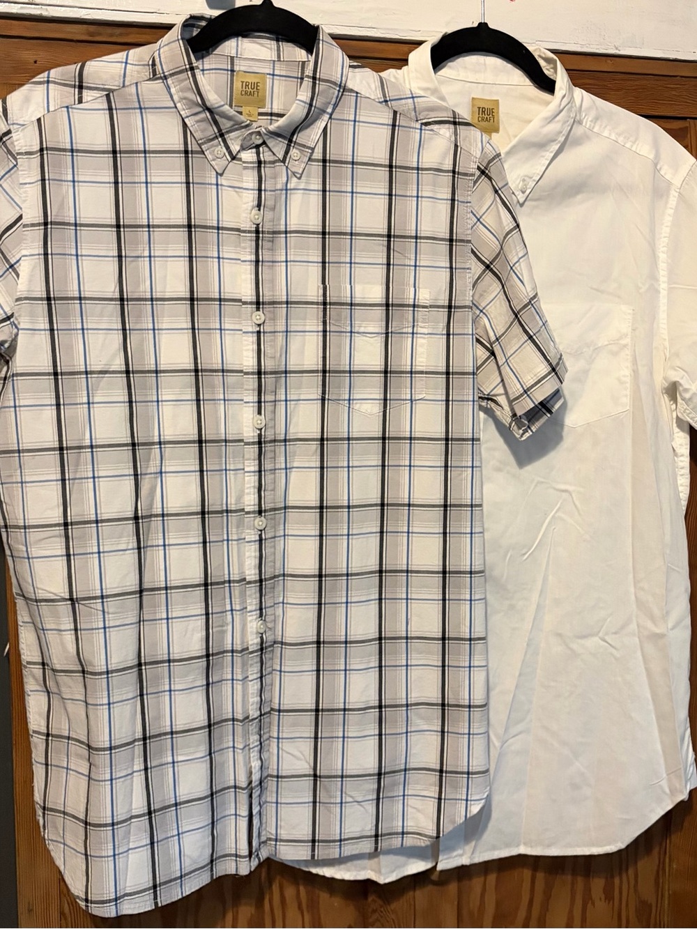 Lot of 2 True Craft Men's Cotton Short-Sleeve Button-Down Shirts size Large EUC